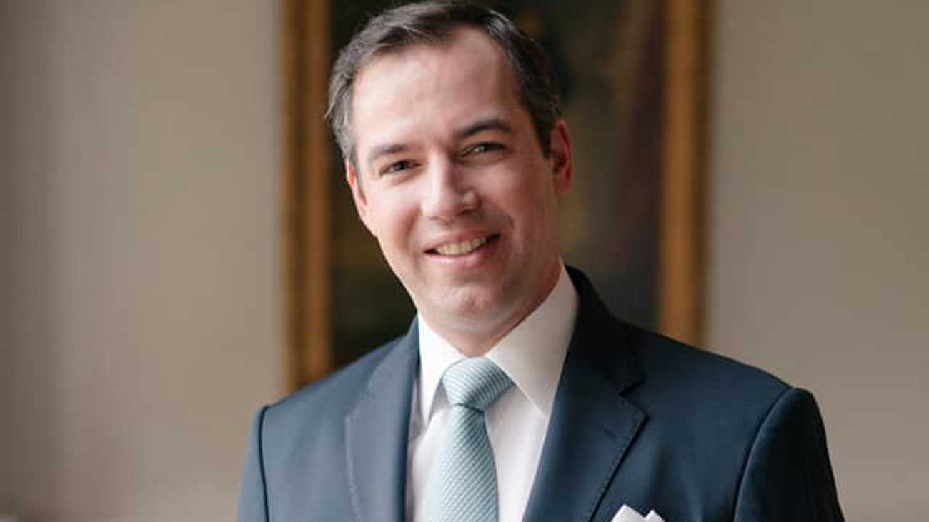 Nouveau portrait officiel du grand-duc héritier Guillaume de Luxembourg ...