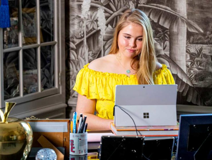 Amalia Pays Bas Poids La princesse Catharina-Amalia des Pays-Bas