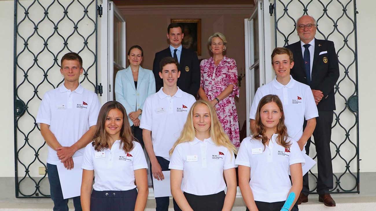 Wilhelm de Wurtemberg accueille les jeunes marins du club de voile pour
