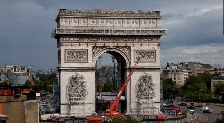 Pourquoi L'arc De Triomphe Est Il Emballé L'Arc de Triomphe emballé : le coup de gueule du prince Joachim Murat