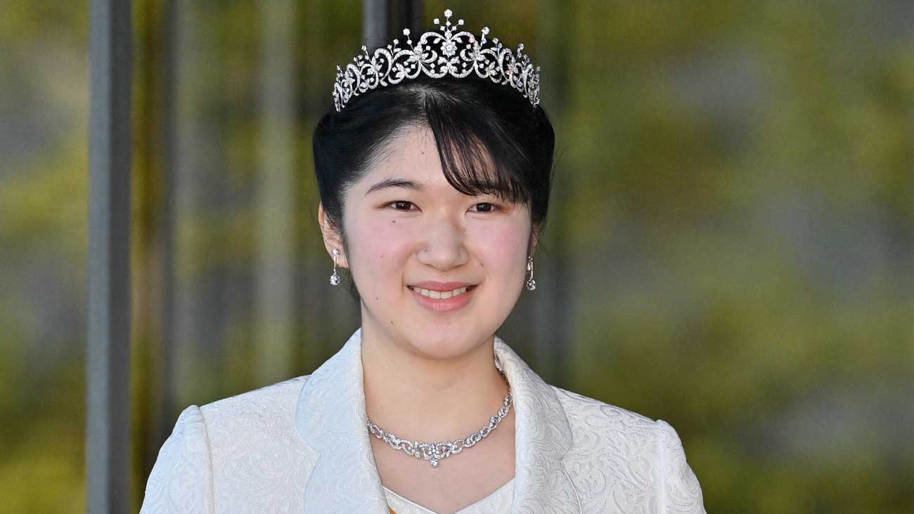 Princesse Aiko : la fille de l'empereur du Japon porte son diadème et