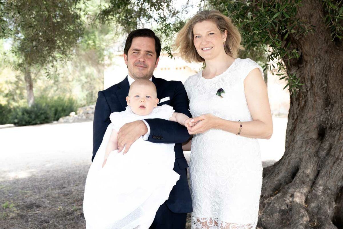 Prince Raphael Les invités du baptême du prince Raphaël d'Orléans réunis autour d'une ...