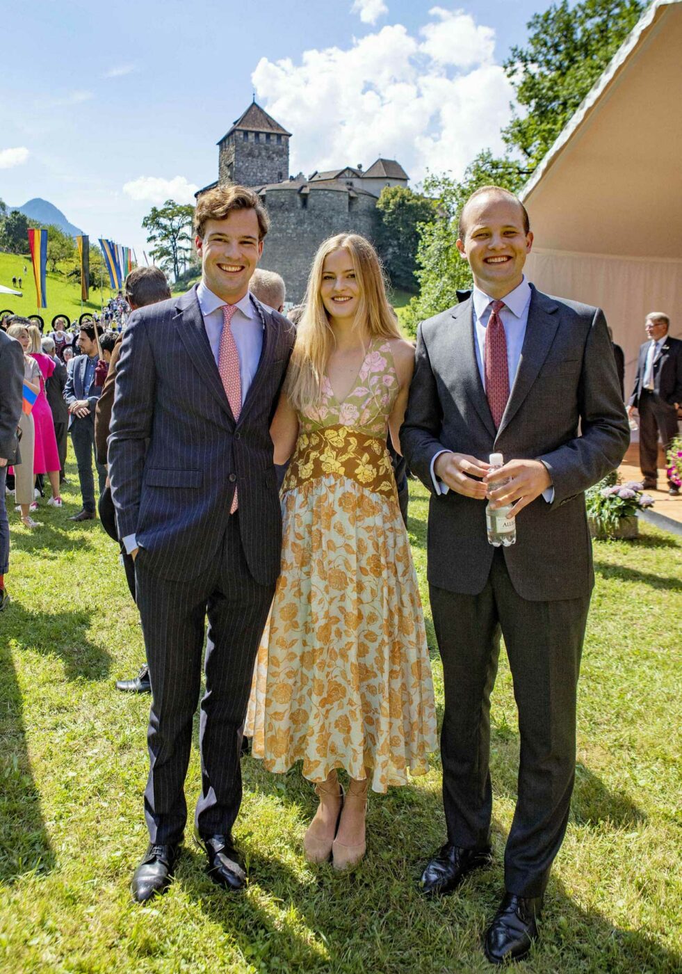 Verlobung Von Prinzessin Marie Caroline Von Und Zu Liechtenstein