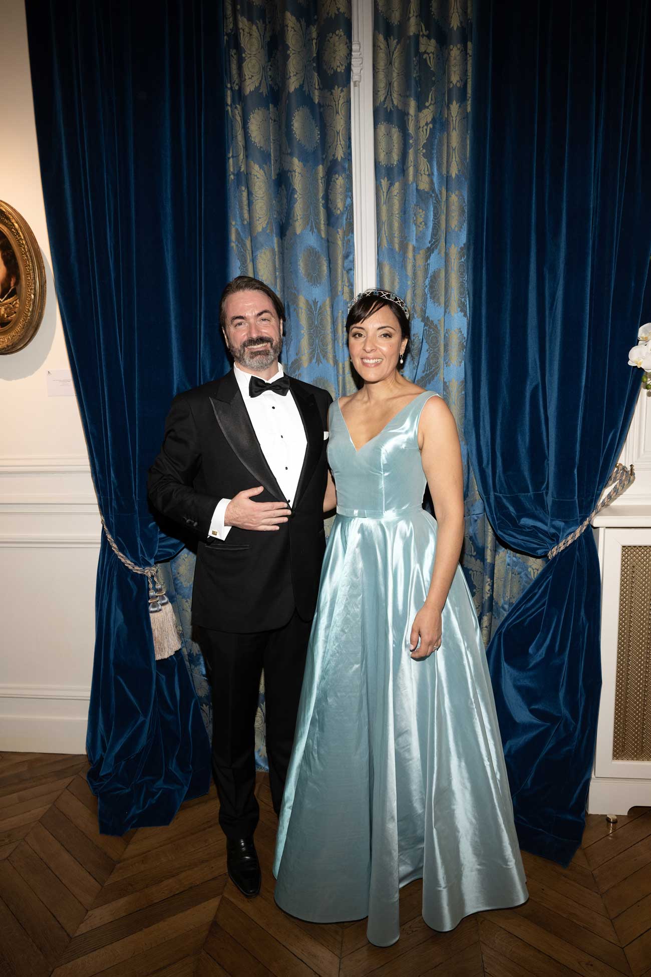 Princes et princesses conviés à une soirée impériale avant le mariage ...