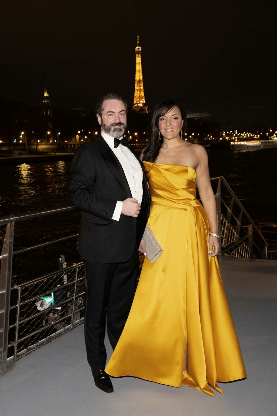 tour-eiffel-princesse-yasmine-prince-joachim-murat-933x1400.jpg