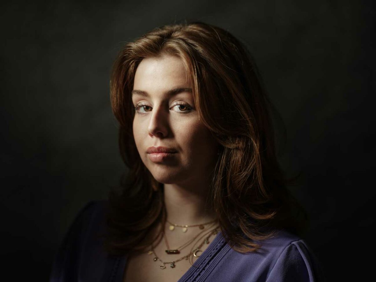 portraits-en-clair-obscur-de-la-princesse-alexia-pour-ses-18-ans
