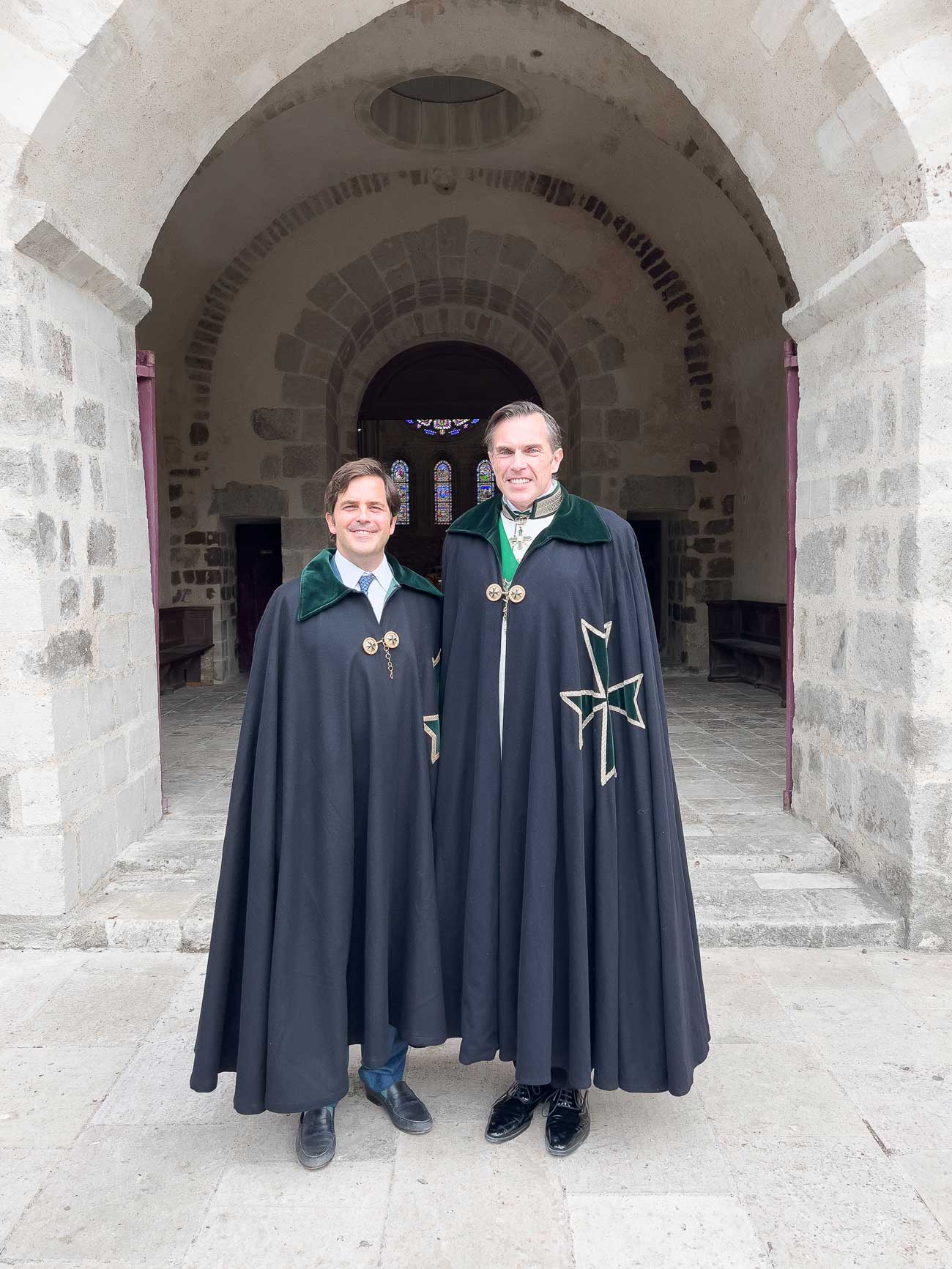 Le prince François d'Orléans investi chevalier grandcroix de l'ordre