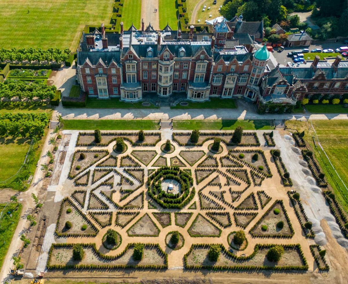 L'impressionnant jardin topiaire du roi Charles III bientôt terminé à