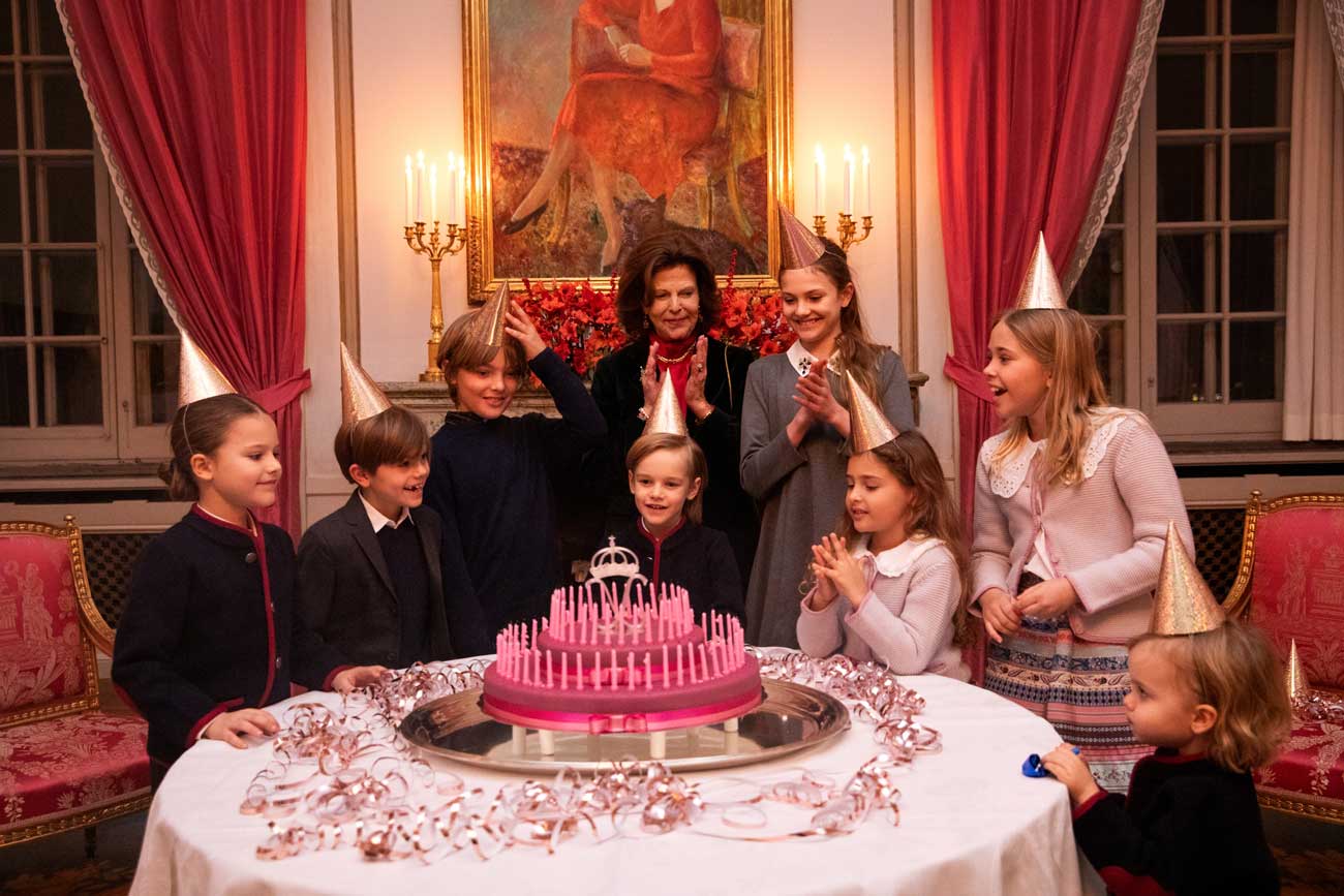 Joyeux anniversaire gâteau en Suède