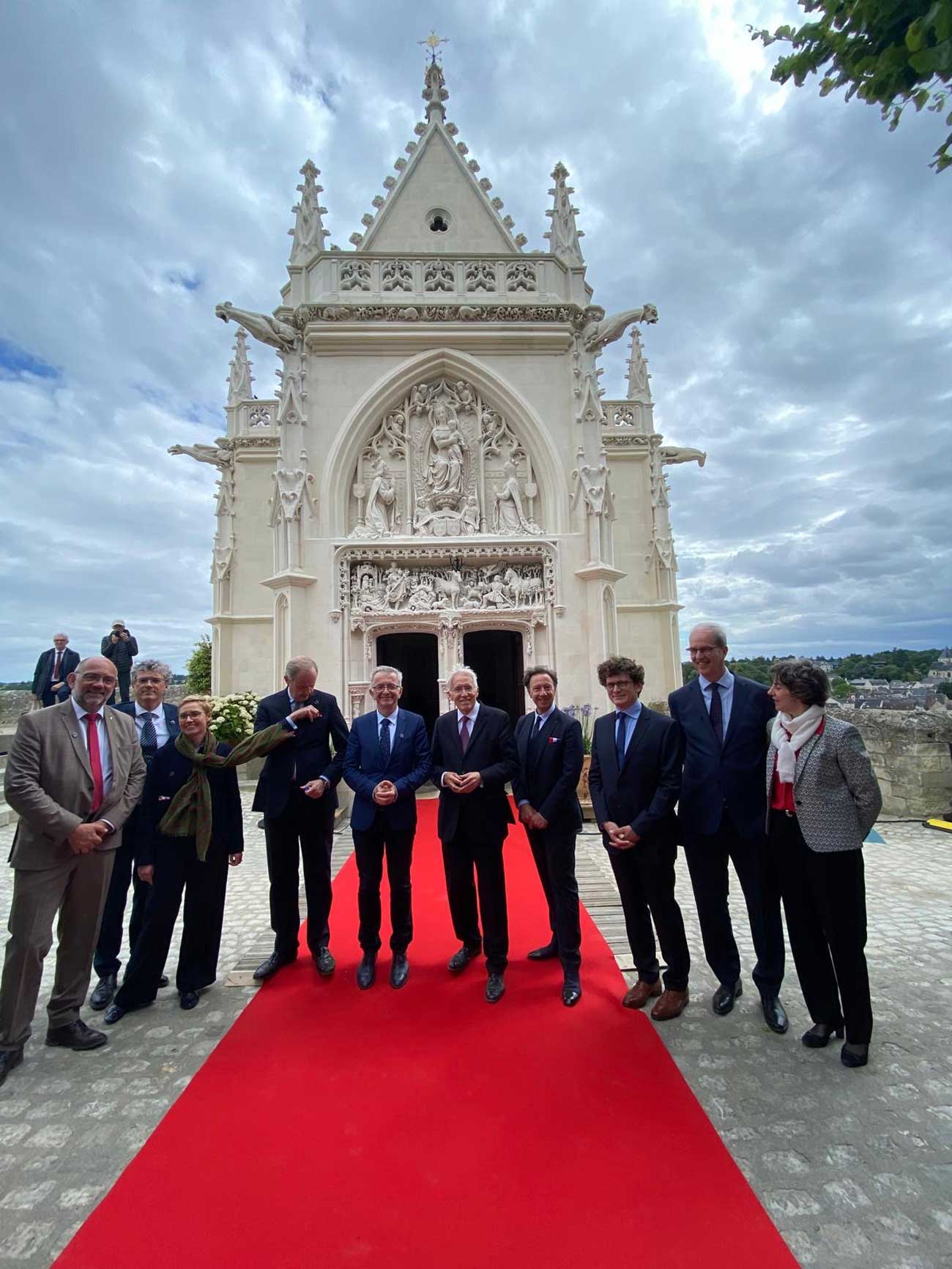 Le comte et la comtesse de Paris inaugurent la chapelle Saint-Hubert ...