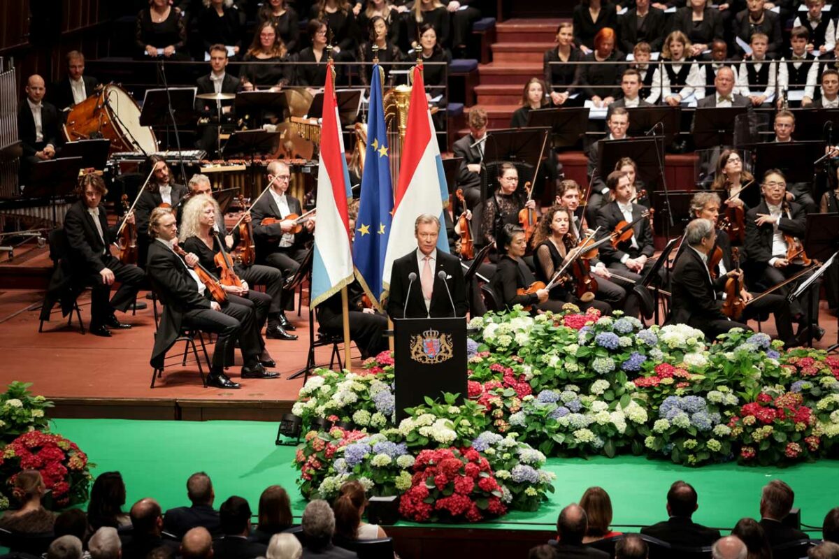Le grandduc Henri cède la lieutenance du GrandDuché à son fils Guillaume
