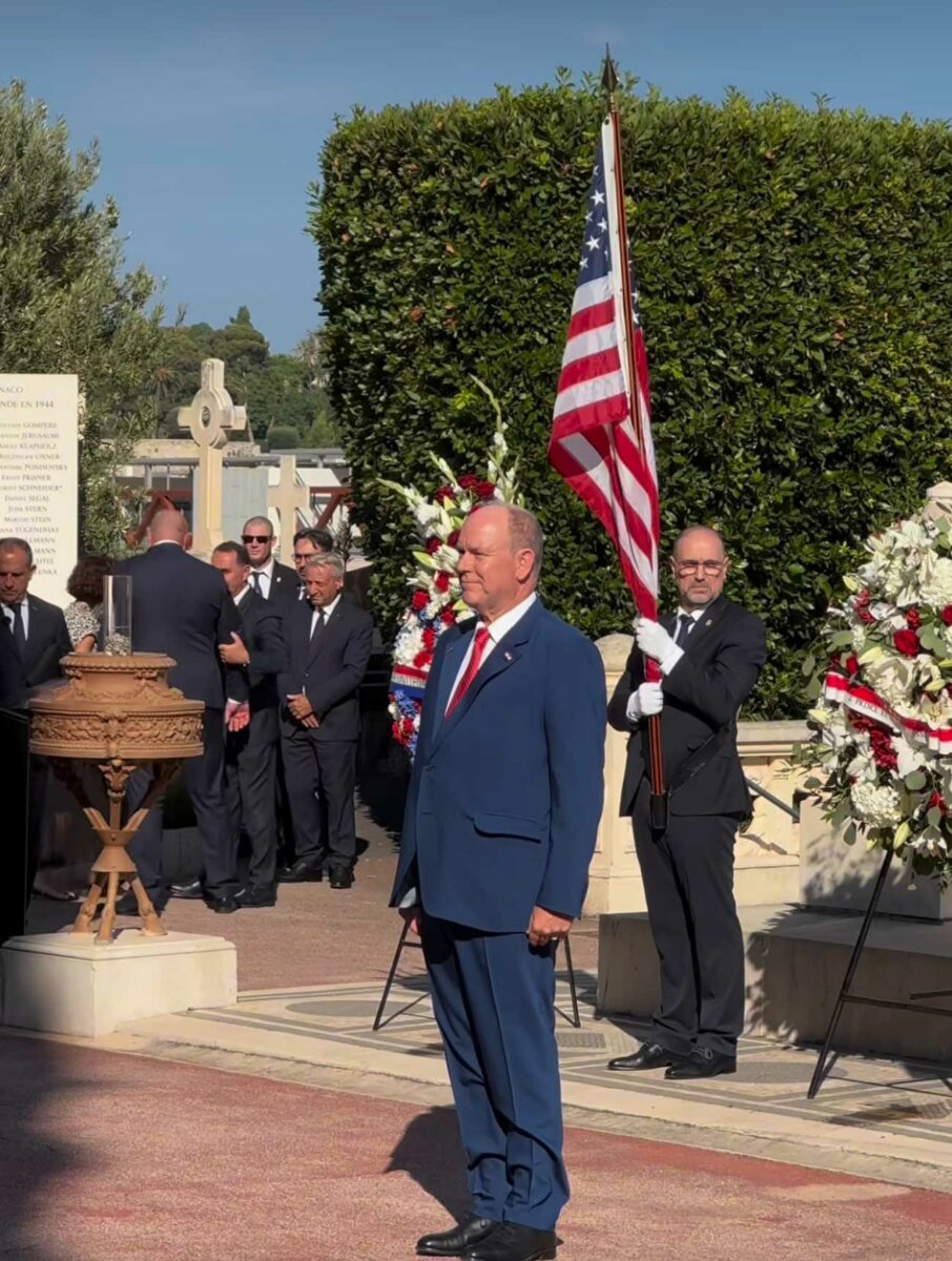Le prince Albert II commémore les 80 ans de la Libération de Monaco