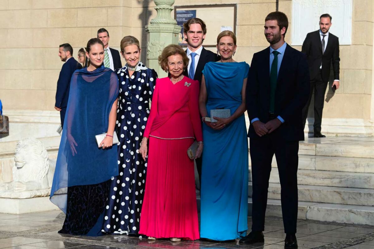 La reine Sofia réunit sa famille à Athènes pour assister au mariage de