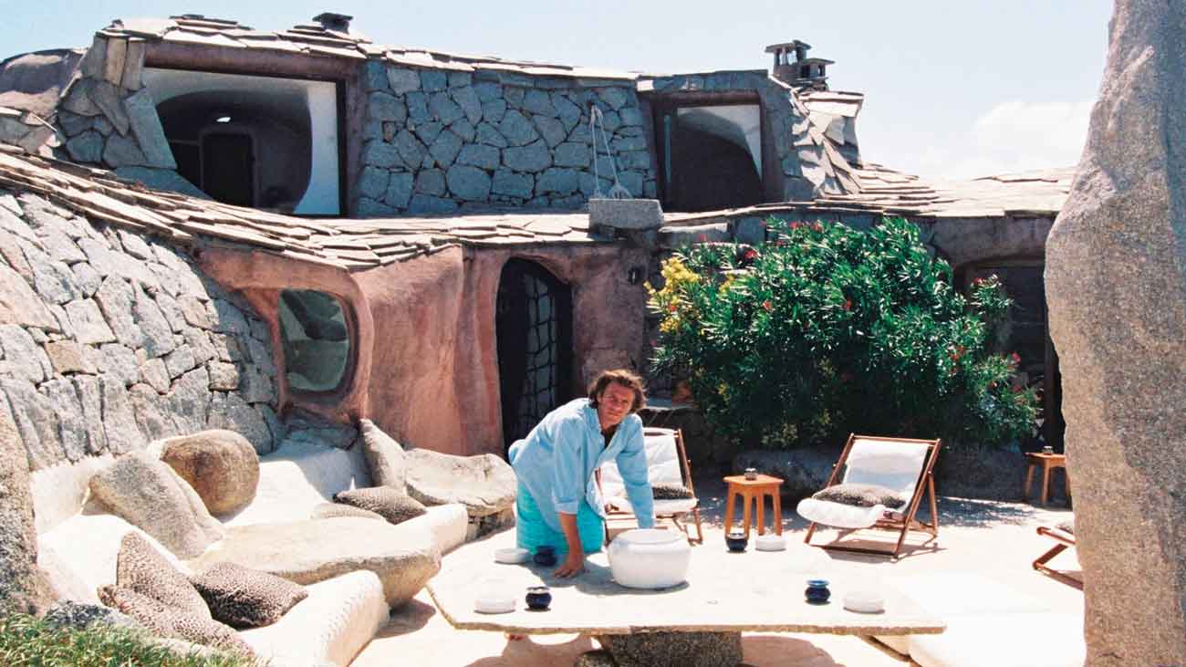 Le prince Emmanuel-Philibert de Savoie se sépare de sa villa de Cavallo pour  18 millions d'euros