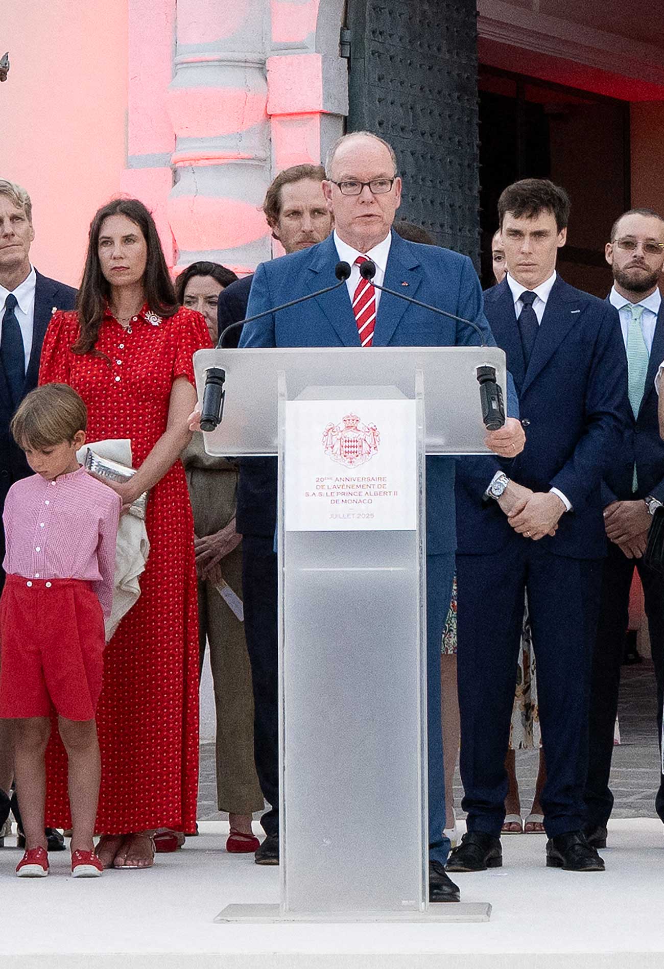 Le prince Albert II fête ses 20 ans de règne en communion avec les ...