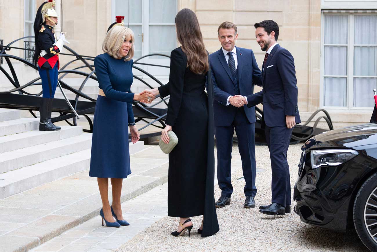 Emmanuel et Brigitte Macron invitent le prince héritier Hussein et la princesse Rajwa à déjeuner à l’Élysée