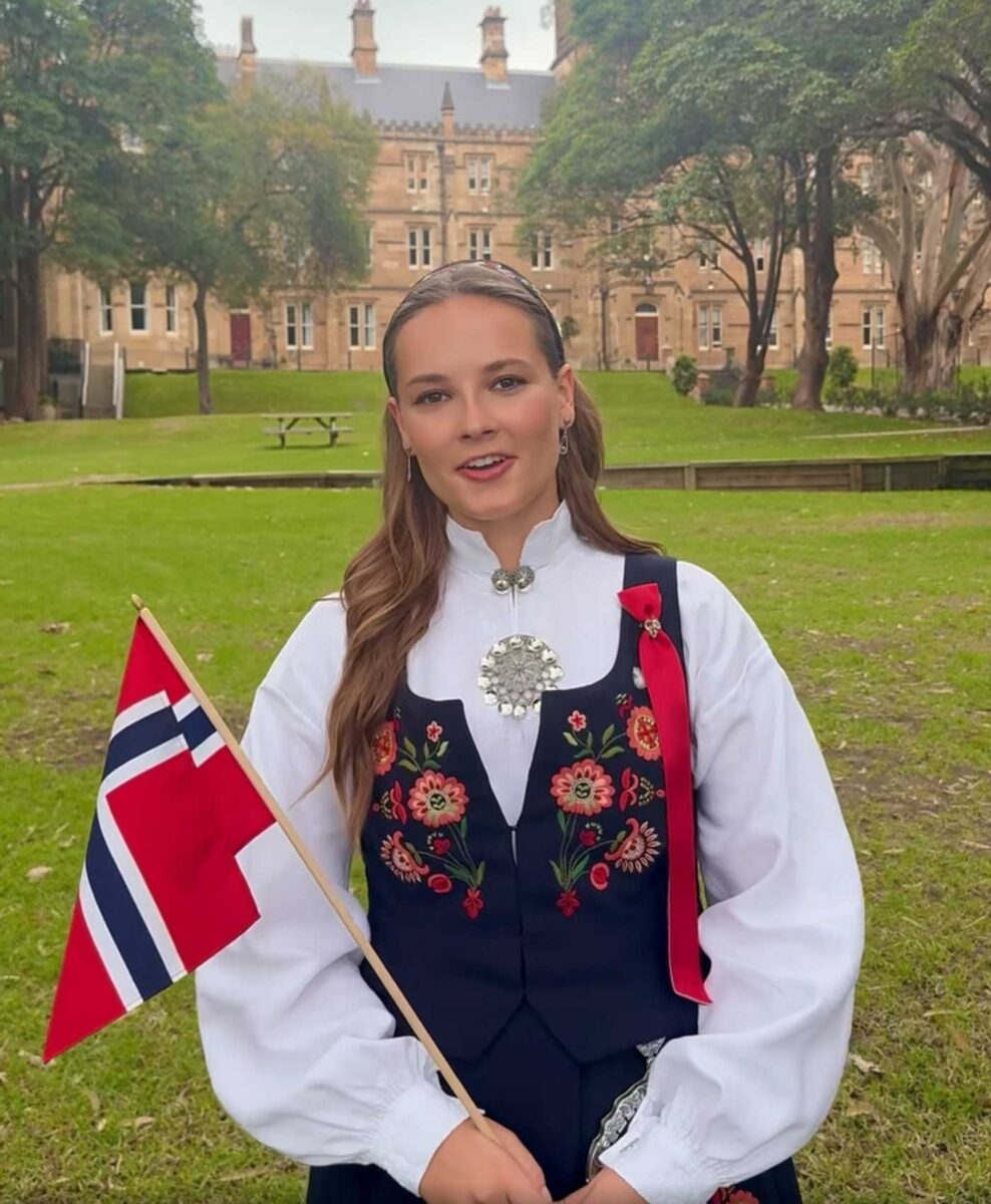 Prinzessin Ingrid Alexandra feiert den Nationalfeiertag allein in ...