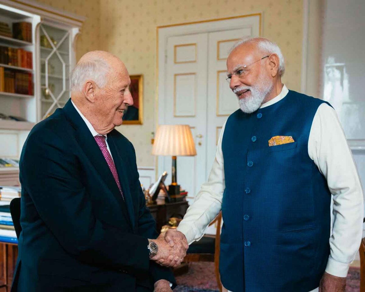 König Harald V. verleiht Narendra Modi das Großkreuz des Königlichen ...